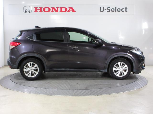 ヴェゼル Ｘ・ホンダセンシング　純正メモリーナビＢｌｕｅｔｏｏｔｈＥＴＣＲカメラワンオーナー　Ｗエアバッグ　盗難防止　アクティブクルーズコントロール　オートエアコン　ＬＥＤランプ　衝突軽減ブレ－キ　パワステ　整備記録簿　ＵＳＢポート（11枚目）