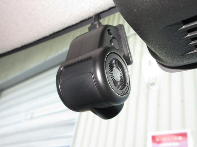 今は、自分を守るのは自分の時代です！ドライブレコーダーは必需品ですね！使うことの無い事が良いのですが・・・