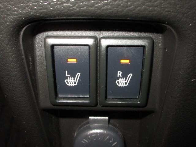 運転席＆助手席シートヒーターが付いてます。寒い冬でもスイッチＯＮで座面をあたたかくして、ドライブをさらに快適にしてくれます。