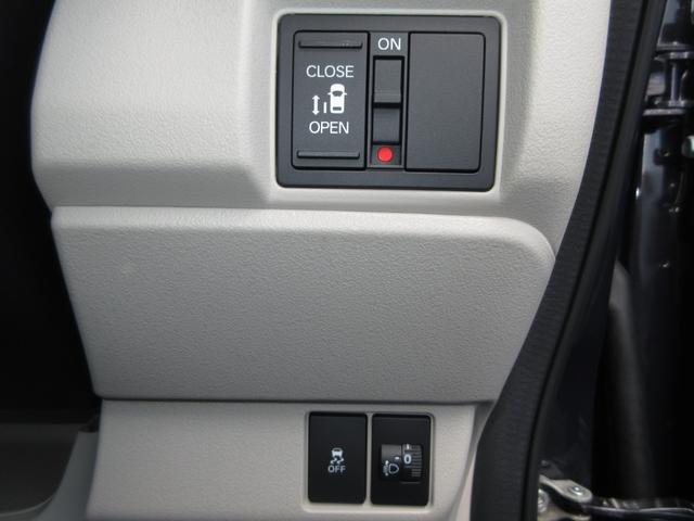 N-BOX ベースグレード 当社試乗車UP 禁煙 2年保証 点検整備付 ホンダコネクト9インチナビ フルセグTV CD&DVD再生 BTオーディオ接続 リアカメラ ETC フロント用ドラレコ 左パワースライドドア スマートキー(17枚目)