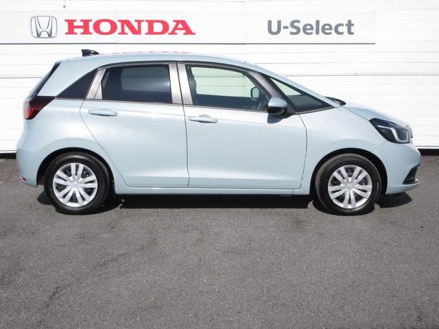 フィット ホーム　禁煙車ホンダセンシング純正９インチメモリーナビＢｌｕｅｔｏｏｔｈＥＴＣＲカメラワンオーナー　衝突軽減　リアカメラ　ソナー　ＵＳＢ接続　ＡＡＣ　横滑り防止機能　サイドエアバック　ワンオーナー車　スマキー（7枚目）