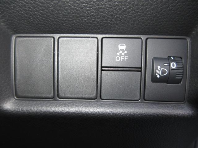 フィット ホーム　禁煙車ホンダセンシング純正９インチメモリーナビＢｌｕｅｔｏｏｔｈＥＴＣＲカメラワンオーナー　衝突軽減　リアカメラ　ソナー　ＵＳＢ接続　ＡＡＣ　横滑り防止機能　サイドエアバック　ワンオーナー車　スマキー（11枚目）