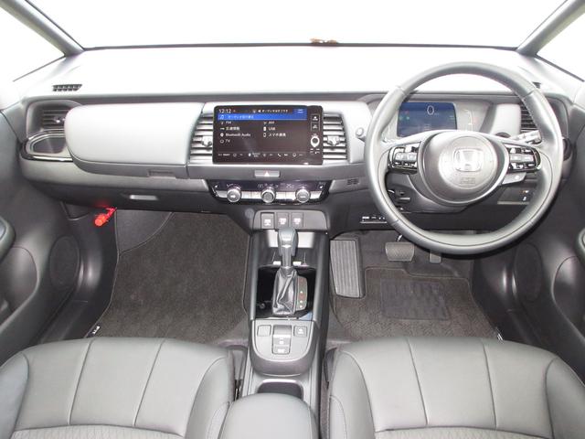 フィット e:HEVリュクス 禁煙車ホンダセンシングホンダコネクトディスプレイBluetoothドラレコETCRカメラワンオーナー 誤発進抑制機能 Iオーナー フロントカメラ リアカメラ ETC付 LED シートヒーター VSA(10枚目)