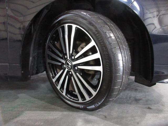 オデッセイ アブソルート・EX 純正メモリーナビBluetoothETCRカメラワンオーナー 整備記録簿 バックモニター WAC スマ-トキ- セキュリティーアラーム 3列シート DVD再生 禁煙 オートクルーズコントロール ABS(29枚目)