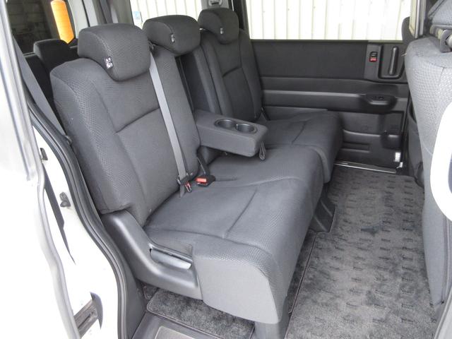 ステップワゴンスパーダ Z 1年保証(距離無制限) 禁煙車 ワンオーナー ナビ Bluetooth ドラレコ バックカメラ フルセグ CD DVD 点検記録簿 MTモード ETC 両側電動スライドドア ドアバイザー フォグライト(10枚目)