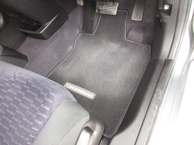 クロスロード 18L 純正HDDナビETCRカメラワンオーナー 禁煙車 ABS パワーウィンドウ Wエアバッグ エアコン キーレスキー パワーステアリング フルセグTV 三列シート 点検記録簿 盗難防止装置(13枚目)