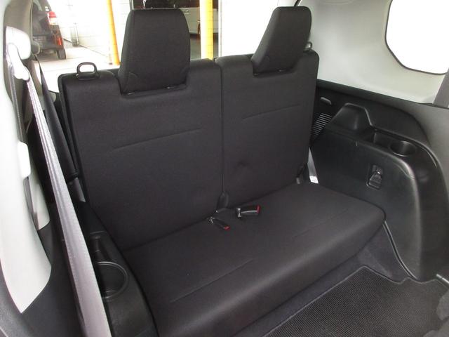 クロスロード 18L 純正HDDナビETCRカメラワンオーナー 禁煙車 ABS パワーウィンドウ Wエアバッグ エアコン キーレスキー パワーステアリング フルセグTV 三列シート 点検記録簿 盗難防止装置(16枚目)