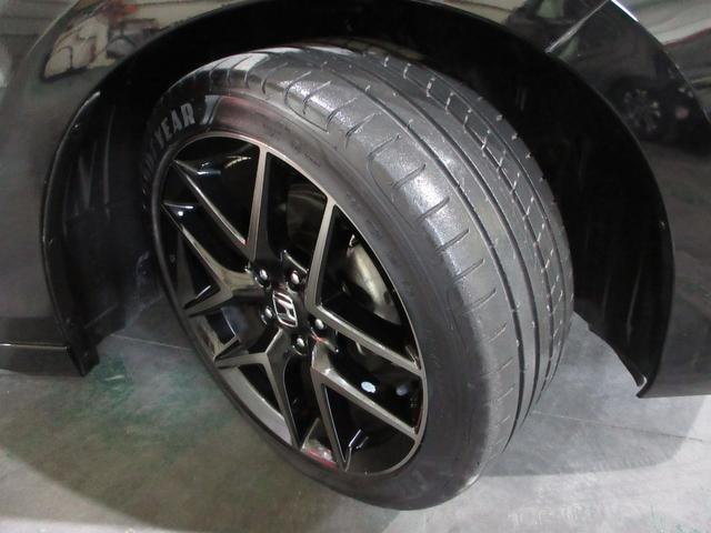 シビック ＥＸ　ホンダセンシングホンダコネクトディスプレイＢｌｕｅｔｏｏｔｈドラレコＥＴＣＲカメラワンオーナー　パーキングセンサー　衝突被害軽減ブレーキ　スマートキーシステム　パワ－シ－ト　１オーナー車　禁煙　ＵＳＢ（27枚目）