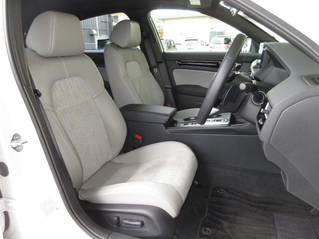 シビック e:HEVEX 当社元試乗車 禁煙車 純正9インチナビ フルセグ Bluetooth USB ドラレコ サンルーフ 電動シート 本革シート シートヒーター LEDヘッドライト 18インチアルミホイール ETC2.0(23枚目)