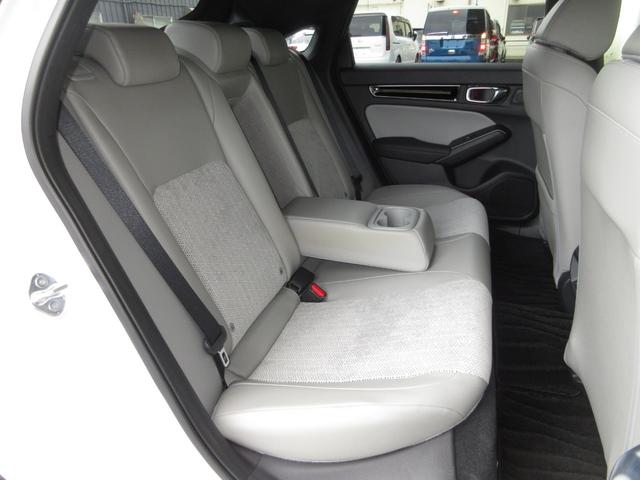 シビック e:HEVEX 当社元試乗車 禁煙車 純正9インチナビ フルセグ Bluetooth USB ドラレコ サンルーフ 電動シート 本革シート シートヒーター LEDヘッドライト 18インチアルミホイール ETC2.0(24枚目)