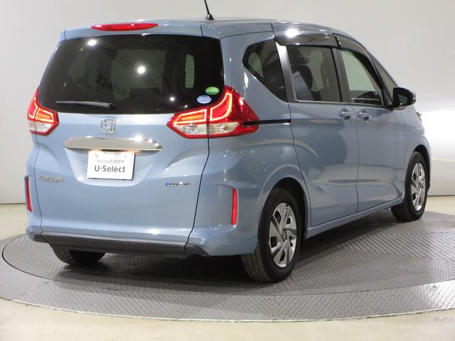 フリード＋ハイブリッド ハイブリッドＧ・ホンダセンシング　純正メモリーナビＢｌｕｅｔｏｏｔｈＥＴＣＲカメラワンオーナー　衝突軽減　ＶＳＡ　地デジ　盗難防止装置　スマ－トキ－　ＬＥＤヘッド　エアバッグ　クルーズコントロール　パワーステアリング　両席エアバック（7枚目）