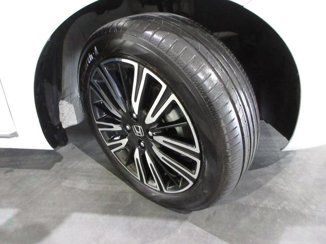フィット ｅ：ＨＥＶリュクス　禁煙車ホンダセンシング純正９インチメモリーナビＢｌｕｅｔｏｏｔｈドラレコＥＴＣＲカメラワンオーナー　誤発進抑制機能　Ｉオーナー　リアカメラ　ＥＴＣ付　ＬＥＤ　シートヒーター　クルーズコントロール（23枚目）