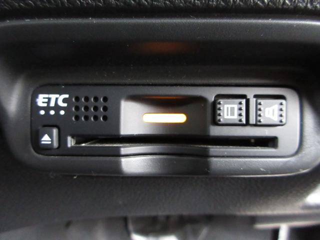 ヴェゼル ＲＳ・ホンダセンシング　純正８インチメモリーナビＢｌｕｅｔｏｏｔｈドラレコＥＴＣＲカメラワンオーナー　盗難防止　バックモニター　１オーナー　サイドエアバック　スマ－トキ－　シートヒータ　ＬＥＤライト　地デジＴＶ　整備記録簿（10枚目）