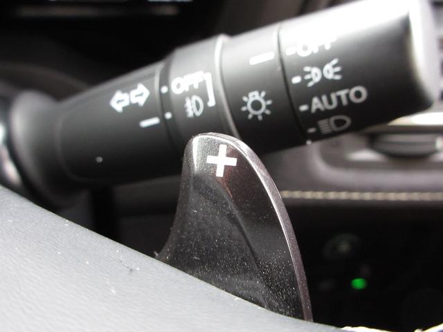 ヴェゼル ＲＳ・ホンダセンシング　純正８インチメモリーナビＢｌｕｅｔｏｏｔｈドラレコＥＴＣＲカメラワンオーナー　盗難防止　バックモニター　１オーナー　サイドエアバック　スマ－トキ－　シートヒータ　ＬＥＤライト　地デジＴＶ　整備記録簿（13枚目）