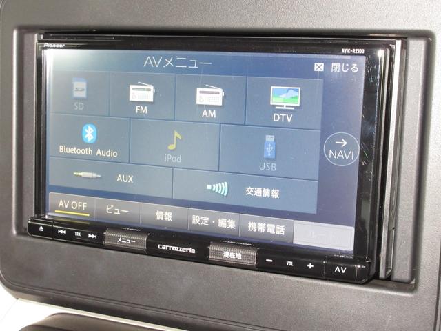 ナビゲーションはパイオニアメモリーナビ（ＡＶＩＣ−ＲＺ１０３）を装着しております。ＡＭ、ＦＭ、ＣＤ、ＤＶＤ再生、Ｂｌｕｅｔｏｏｔｈ、ワンセグＴＶがご使用いただけます。初めて訪れた場所でも安心ですね！