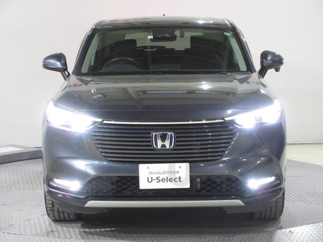 ヴェゼル ｅ：ＨＥＶＺ　ホンダセンシング純正９インチコネクトナビＢｌｕｅｔｏｏｔｈドラレコＥＴＣＲカメラワンオーナー　衝突回避支援ブレーキ機能　１オナ　スマキ　Ｐトランク　フルオートエアコン　Ｄレコ　エアバッグ　記録簿付（6枚目）