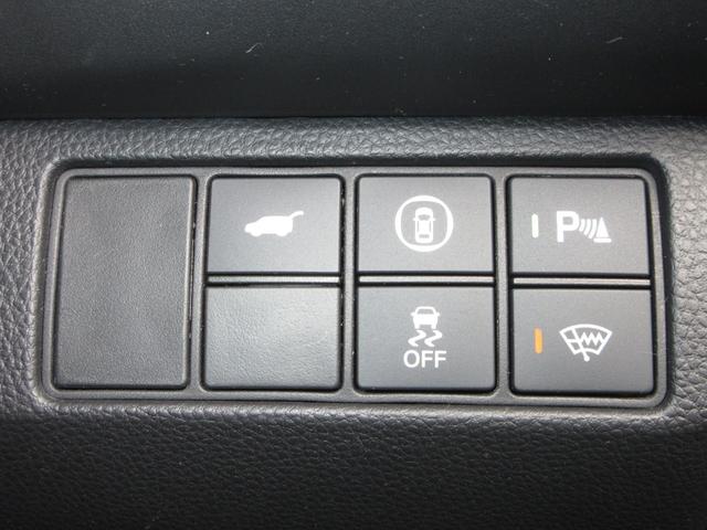 ヴェゼル ｅ：ＨＥＶＺ　ホンダセンシング純正９インチコネクトナビＢｌｕｅｔｏｏｔｈドラレコＥＴＣＲカメラワンオーナー　衝突回避支援ブレーキ機能　１オナ　スマキ　Ｐトランク　フルオートエアコン　Ｄレコ　エアバッグ　記録簿付（13枚目）