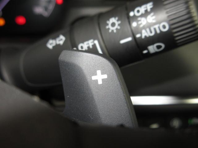 ヴェゼル ｅ：ＨＥＶＺ　ホンダセンシング純正９インチコネクトナビＢｌｕｅｔｏｏｔｈドラレコＥＴＣＲカメラワンオーナー　衝突回避支援ブレーキ機能　１オナ　スマキ　Ｐトランク　フルオートエアコン　Ｄレコ　エアバッグ　記録簿付（15枚目）