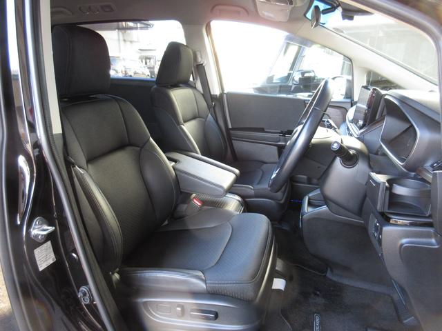 オデッセイハイブリッド ｅ：ＨＥＶアブソルート・ＥＸ　ホンダセンシング純正１０インチメモリーナビＢｌｕｅｔｏｏｔｈＥＴＣＲカメラワンオーナー　電動Ｒゲート　ＬＥＤライト　シ－トヒ－タ－　両側ＰＳＤ　パワ－シ－ト　整備記録簿　フルセグ　クルーズコントロール（18枚目）