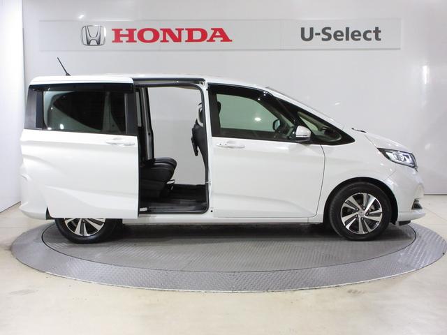 フリード Ｇ　ホンダセンシング純正９インチメモリーナビＢｌｕｅｔｏｏｔｈドラレコＥＴＣＲカメラワンオーナー　ＡＵＴＯライト　Ａクルーズ　記録簿　３列シート　カーテンエアバック　ＬＥＤヘッドライト　パワーウインドウ（6枚目）