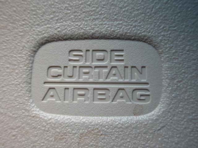 フリード Ｇ　ホンダセンシング純正９インチメモリーナビＢｌｕｅｔｏｏｔｈドラレコＥＴＣＲカメラワンオーナー　ＡＵＴＯライト　Ａクルーズ　記録簿　３列シート　カーテンエアバック　ＬＥＤヘッドライト　パワーウインドウ（12枚目）