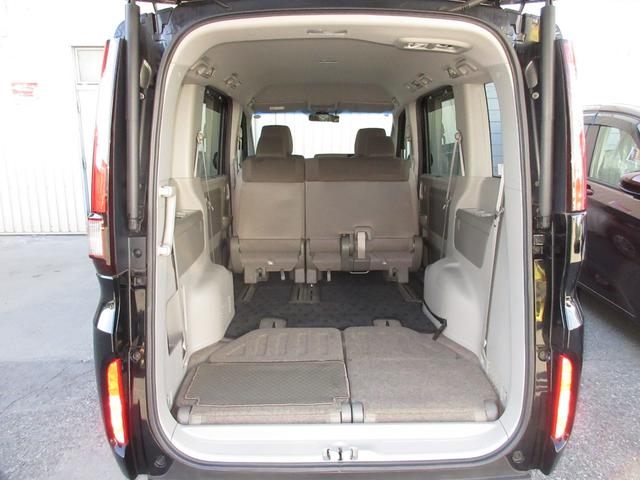 ステップワゴン Ｇホンダセンシング　禁煙車　ワンオーナー　点検パック当社実施済み　わくわくゲート　ナビ　ミュージックサーバー　Ｂｌｕｅｔｏｏｔｈ　フルセグ　リアカメラ　スマートキー　サイドカーテンエアバッグ　両側電動ドア　ＬＥＤ（22枚目）