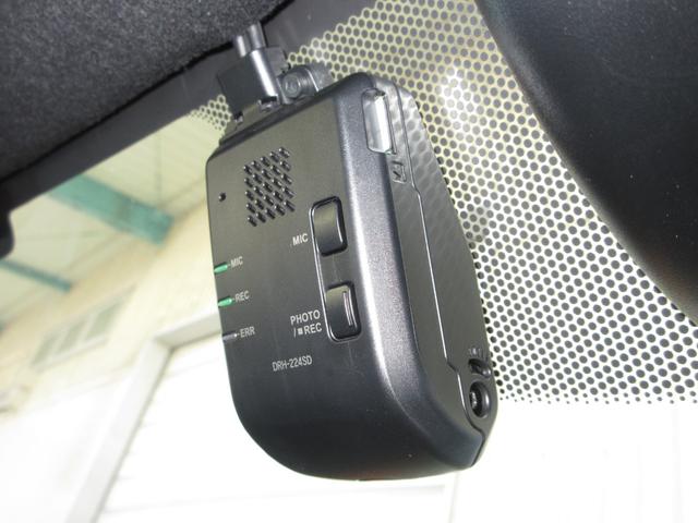 Ｎ－ＷＧＮカスタム Ｌ・ターボ　禁煙車ホンダセンシング純正９インチメモリーナビＢｌｕｅｔｏｏｔｈドラレコＥＴＣＲカメラワンオーナー　衝突被害軽減装置　ＬＥＤランプ　ワンオーナー車　クリアランスソナー　Ｂカメ　サイドエアバック　イモビ（4枚目）