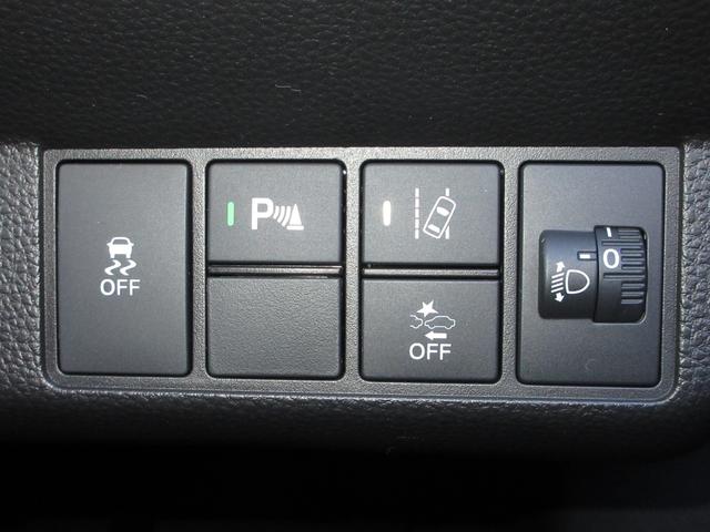 Ｎ－ＷＧＮカスタム Ｌ・ターボ　禁煙車ホンダセンシング純正９インチメモリーナビＢｌｕｅｔｏｏｔｈドラレコＥＴＣＲカメラワンオーナー　衝突被害軽減装置　ＬＥＤランプ　ワンオーナー車　クリアランスソナー　Ｂカメ　サイドエアバック　イモビ（14枚目）