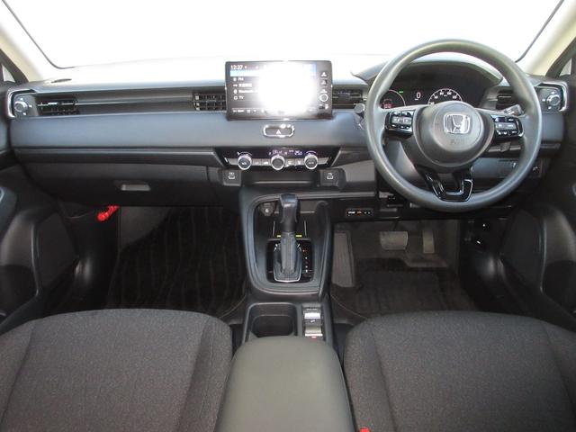 ヴェゼル ｅ：ＨＥＶＸ　ホンダセンシングホンダコネクトディスプレイＢｌｕｅｔｏｏｔｈドラレコＥＴＣＲカメラワンオーナー　前後障害物センサー　ＡＡＣ　１オーナ　イモビライザー　スマ－トキ－　誤発進抑制　ＰＷ　リアカメラ　ＥＳＣ（8枚目）