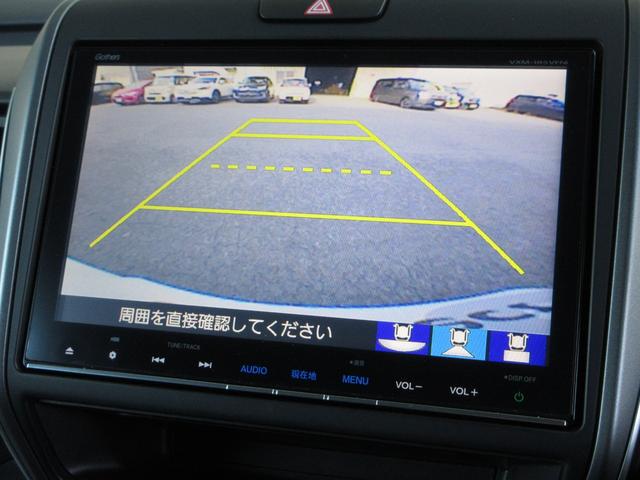 フリード モデューロXホンダセンシング 純正9インチメモリーナビBluetoothETCRカメラ 後カメラ イモビ オートクルーズ 記録簿 スマキー LEDライト DVD再生 サイドエアバッグ PS エアバッグ フルセグ ABS 3列シート(4枚目)