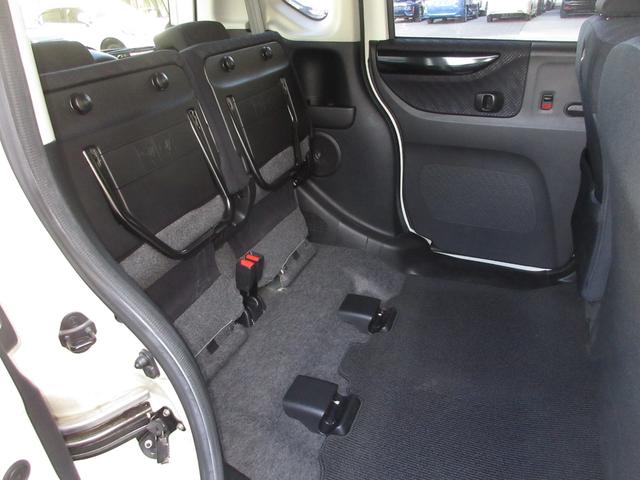 Ｎ－ＢＯＸカスタム ＧターボＳＳパッケージ　純正メモリーナビＢｌｕｅｔｏｏｔｈＥＴＣＲカメラワンオーナー　Ｂモニター　ワンオーナー車　スマートエントリー　ＶＳＡ　盗難防止システム　ＡＡＣ　ナビＴＶ　パワステ　Ｗエアバッグ　運転席エアバッグ（16枚目）
