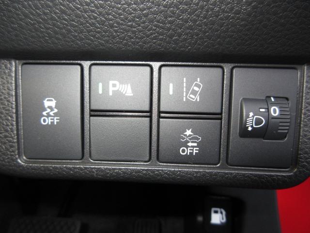 Ｎ－ＯＮＥ オリジナル　禁煙車ホンダセンシング純正９インチメモリーナビＢｌｕｅｔｏｏｔｈドラレコＥＴＣＲカメラワンオーナー　追突被害軽減ブレーキ　オートクルーズコントロール　サイドエアバック　ＥＴＣ車載器　クリアランスソナー（13枚目）
