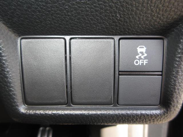 レーザーを照射しカメラで前走車等を検知し衝突の回避・軽減を図るホンダセンシングとＶＳＡ（車両挙動安定化制御システム）走る・曲がる・止まるの全領域で安定性を確保するためのシステム装備。安心ですね！