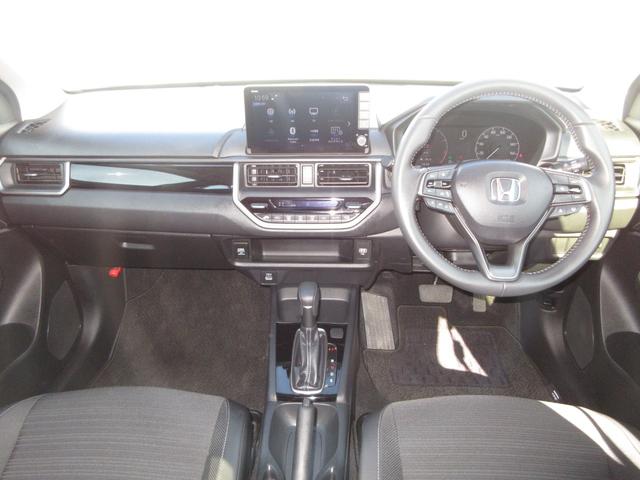 ＷＲ－Ｖ Ｚ＋　禁煙車ホンダセンシング純正９インチメモリーナビＢｌｕｅｔｏｏｔｈドラレコＥＴＣＲカメラワンオーナー　クリソナ　追突軽減ブレーキ　フルセグテレビ　サイドエアバッグ　ＵＳＢ　盗難防止システム　Ｂカメラ（9枚目）