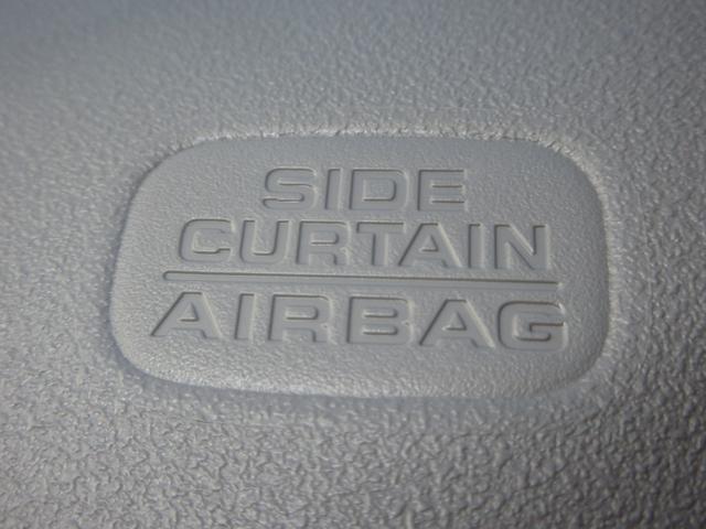 フィット e:HEVホームブラックスタイル 禁煙車ホンダセンシング純正9インチメモリーナビBluetoothドラレコETCRカメラワンオーナー オートライト Bカメラ 1オーナー LEDライト クリアランスソナー サイドSRS VSA 衝突軽減(12枚目)