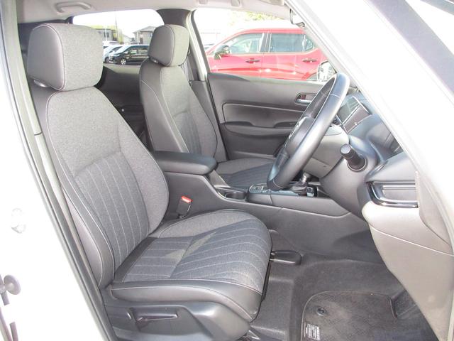 フィット e:HEVホームブラックスタイル 禁煙車ホンダセンシング純正9インチメモリーナビBluetoothドラレコETCRカメラワンオーナー オートライト Bカメラ 1オーナー LEDライト クリアランスソナー サイドSRS VSA 衝突軽減(14枚目)