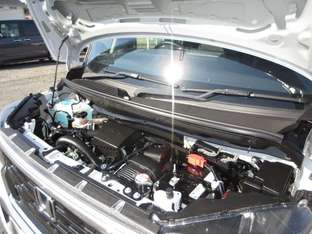 Ｎ－ＢＯＸカスタム ターボ　禁煙車ホンダセンシング純正９インチメモリーナビＢｌｕｅｔｏｏｔｈドラレコＥＴＣＲカメラワンオーナー　イモビライザー　１オナ　衝突被害軽減　ベンチシート　キーフリー　Ｐセンサー　ＥＳＣ　パワステ　Ｂカメ（3枚目）