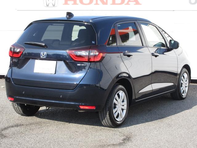 フィット e:HEVホーム 禁煙車ホンダセンシングホンダコネクトディスプレイBluetoothドラレコETCRカメラワンオーナー 前後誤発進抑制機能 クリソナ 助手席エアバッグ 運転席エアバッグ 1オナ アイドリングストップ(9枚目)