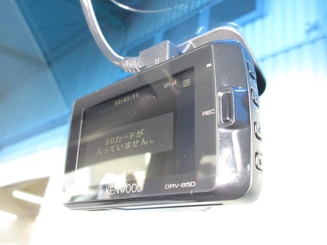 フリード ＧＨ　純正メモリーナビＥＴＣＲカメラワンオーナー　スマキー　１オーナー　リヤカメラ　ナビＴＶ　横滑り防止機能　禁煙　イモビライザー　メンテナンスノート　ＡＵＴＯエアコン　キーレス　Ｗエアバッグ　ＤＶＤ（4枚目）