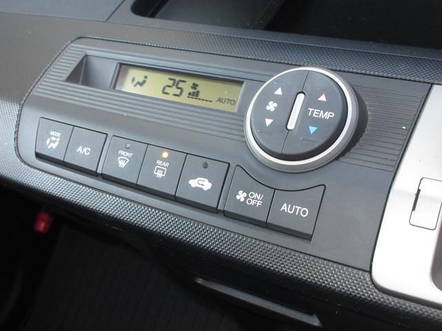 フリード ＧＨ　純正メモリーナビＥＴＣＲカメラワンオーナー　スマキー　１オーナー　リヤカメラ　ナビＴＶ　横滑り防止機能　禁煙　イモビライザー　メンテナンスノート　ＡＵＴＯエアコン　キーレス　Ｗエアバッグ　ＤＶＤ（12枚目）