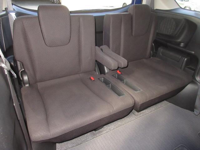 フリード ＧＨ　純正メモリーナビＥＴＣＲカメラワンオーナー　スマキー　１オーナー　リヤカメラ　ナビＴＶ　横滑り防止機能　禁煙　イモビライザー　メンテナンスノート　ＡＵＴＯエアコン　キーレス　Ｗエアバッグ　ＤＶＤ（16枚目）