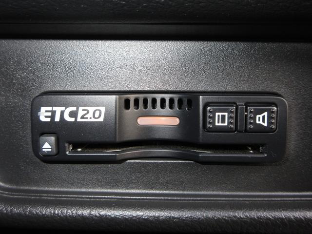 オデッセイ アブソルート・ホンダセンシング　純正９インチメモリーナビＢｌｕｅｔｏｏｔｈＥＴＣＲカメラワンオーナー　Ｂカメラ　ＬＥＤライト　オートクルーズコントロール　地デジ　電動シート　ＤＶＤ再生　スマートキー　４ＷＤ　アイドリングストップ（9枚目）