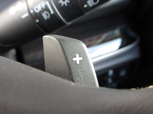 オデッセイ アブソルート・ホンダセンシング　純正９インチメモリーナビＢｌｕｅｔｏｏｔｈＥＴＣＲカメラワンオーナー　Ｂカメラ　ＬＥＤライト　オートクルーズコントロール　地デジ　電動シート　ＤＶＤ再生　スマートキー　４ＷＤ　アイドリングストップ（12枚目）