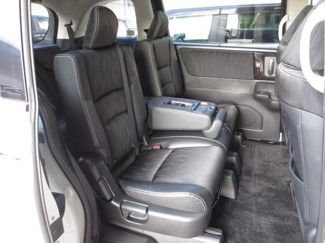 オデッセイ アブソルート・ホンダセンシング　純正９インチメモリーナビＢｌｕｅｔｏｏｔｈＥＴＣＲカメラワンオーナー　Ｂカメラ　ＬＥＤライト　オートクルーズコントロール　地デジ　電動シート　ＤＶＤ再生　スマートキー　４ＷＤ　アイドリングストップ（15枚目）