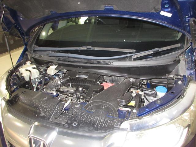 ステップワゴンスパーダ スパーダ　ホンダセンシング　・コバルトブルーパール　・２列目ベンチシート（８人乗りシート）　・純正ナビ　・リアカメラ　・ＥＴＣ　・ホンダセンシング　・Ｂｌｕｅｔｏｏｔｈ　ＡＵＤＩＯ　・両側電動スライドドア　・ワンオーナー（5枚目）