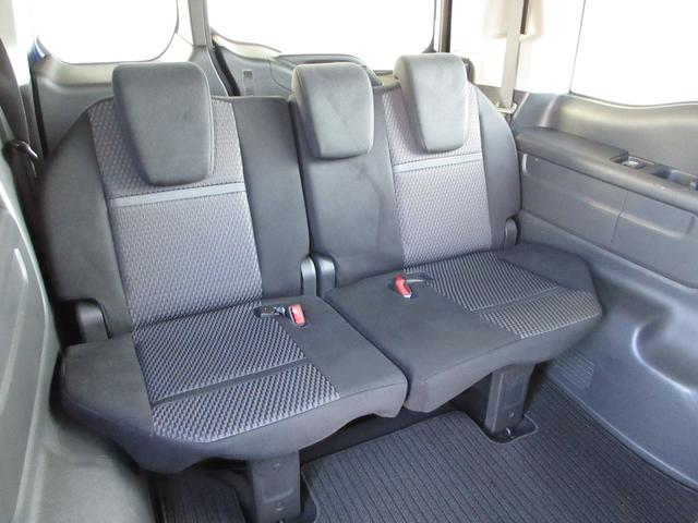 ステップワゴンスパーダ スパーダ　ホンダセンシング　・コバルトブルーパール　・２列目ベンチシート（８人乗りシート）　・純正ナビ　・リアカメラ　・ＥＴＣ　・ホンダセンシング　・Ｂｌｕｅｔｏｏｔｈ　ＡＵＤＩＯ　・両側電動スライドドア　・ワンオーナー（19枚目）