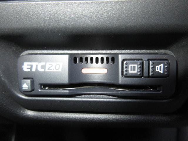 ステップワゴンスパーダ スパーダホンダセンシング　純正メモリーナビＢｌｕｅｔｏｏｔｈＥＴＣＲカメラワンオーナー　盗難防止　助手席エアバッグ　ワンオーナ－　Ｗパワスラ　記録簿有　地デジ　ＬＥＤライト　横滑り防止システム　オートエアコン　リアカメラ　禁煙（11枚目）