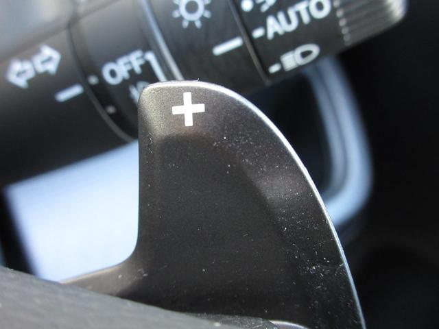 ステップワゴンスパーダ スパーダホンダセンシング　純正メモリーナビＢｌｕｅｔｏｏｔｈＥＴＣＲカメラワンオーナー　盗難防止　助手席エアバッグ　ワンオーナ－　Ｗパワスラ　記録簿有　地デジ　ＬＥＤライト　横滑り防止システム　オートエアコン　リアカメラ　禁煙（13枚目）