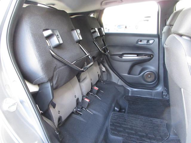 フィット e:HEVクロスター 禁煙車 ワンオーナー ホンダセンシング 純正9インチメモリーナビ Bluetooth 前後ドラレコ ETC リヤカメラ 衝突回避システム 前後障害物センサー LEDランプ サイドエアバック(17枚目)