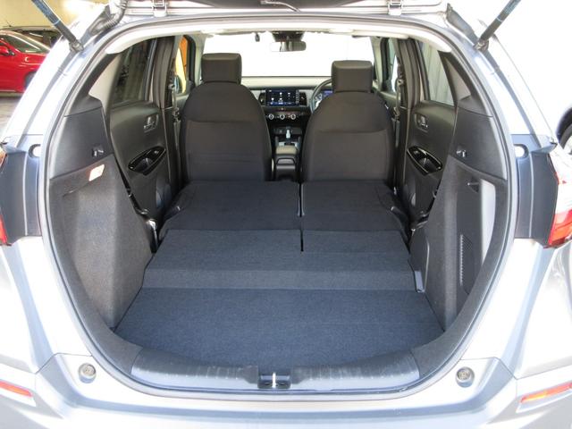 フィット e:HEVクロスター 禁煙車 ワンオーナー ホンダセンシング 純正9インチメモリーナビ Bluetooth 前後ドラレコ ETC リヤカメラ 衝突回避システム 前後障害物センサー LEDランプ サイドエアバック(18枚目)